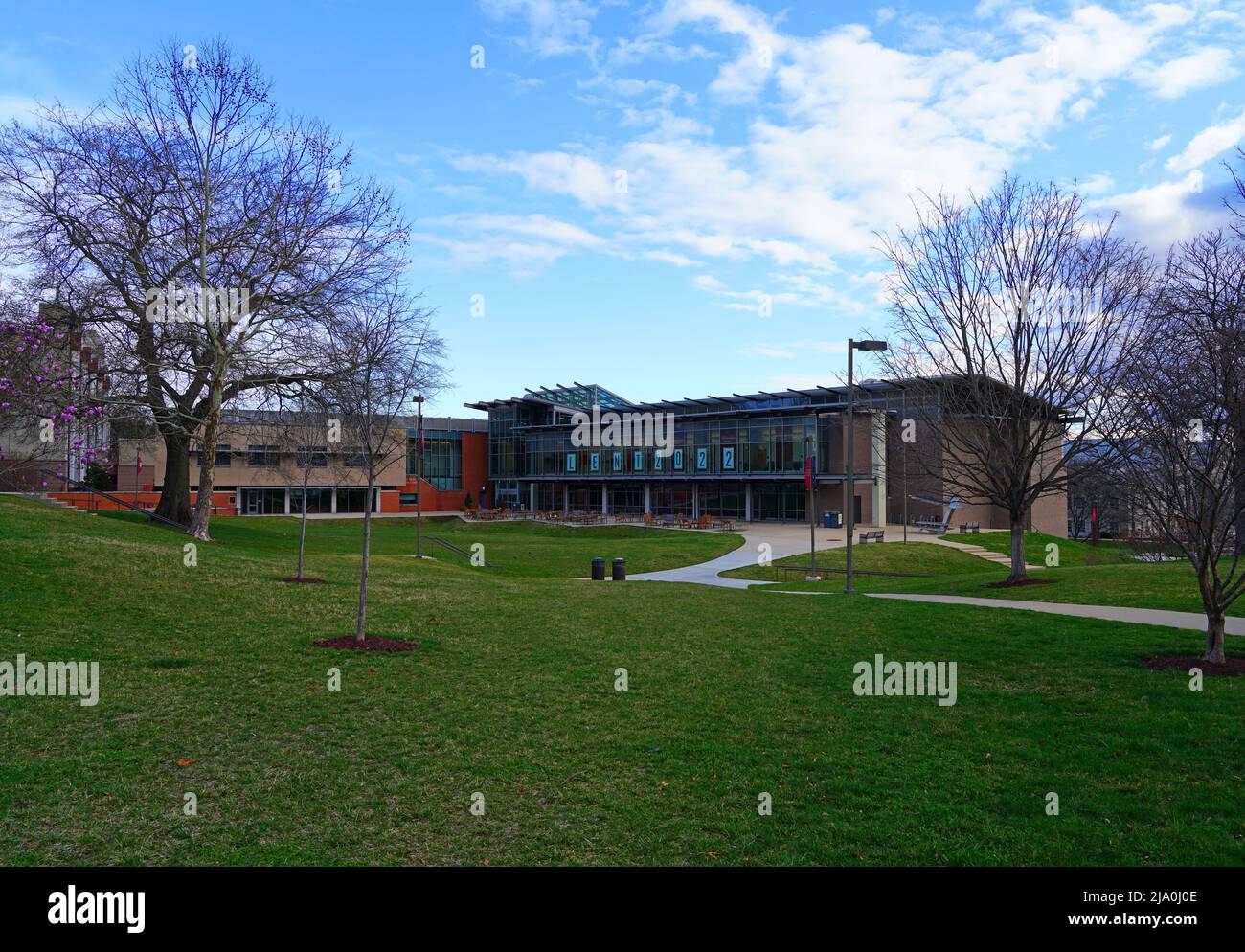 WASHINGTON, DC –26. MÄRZ 2022- Blick auf den Campus der Catholic University of America, einer privaten Forschungsuniversität, die 1887 von der katholischen bisho gegründet wurde Stockfoto