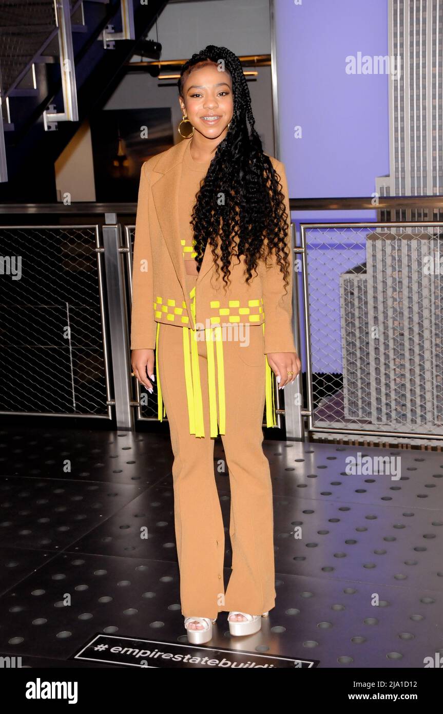New York, Usa. 26.. Mai 2022. Priah Ferguson besucht das Empire State Building, um die Saison 4 in New York City zu feiern. Kredit: SOPA Images Limited/Alamy Live Nachrichten Stockfoto