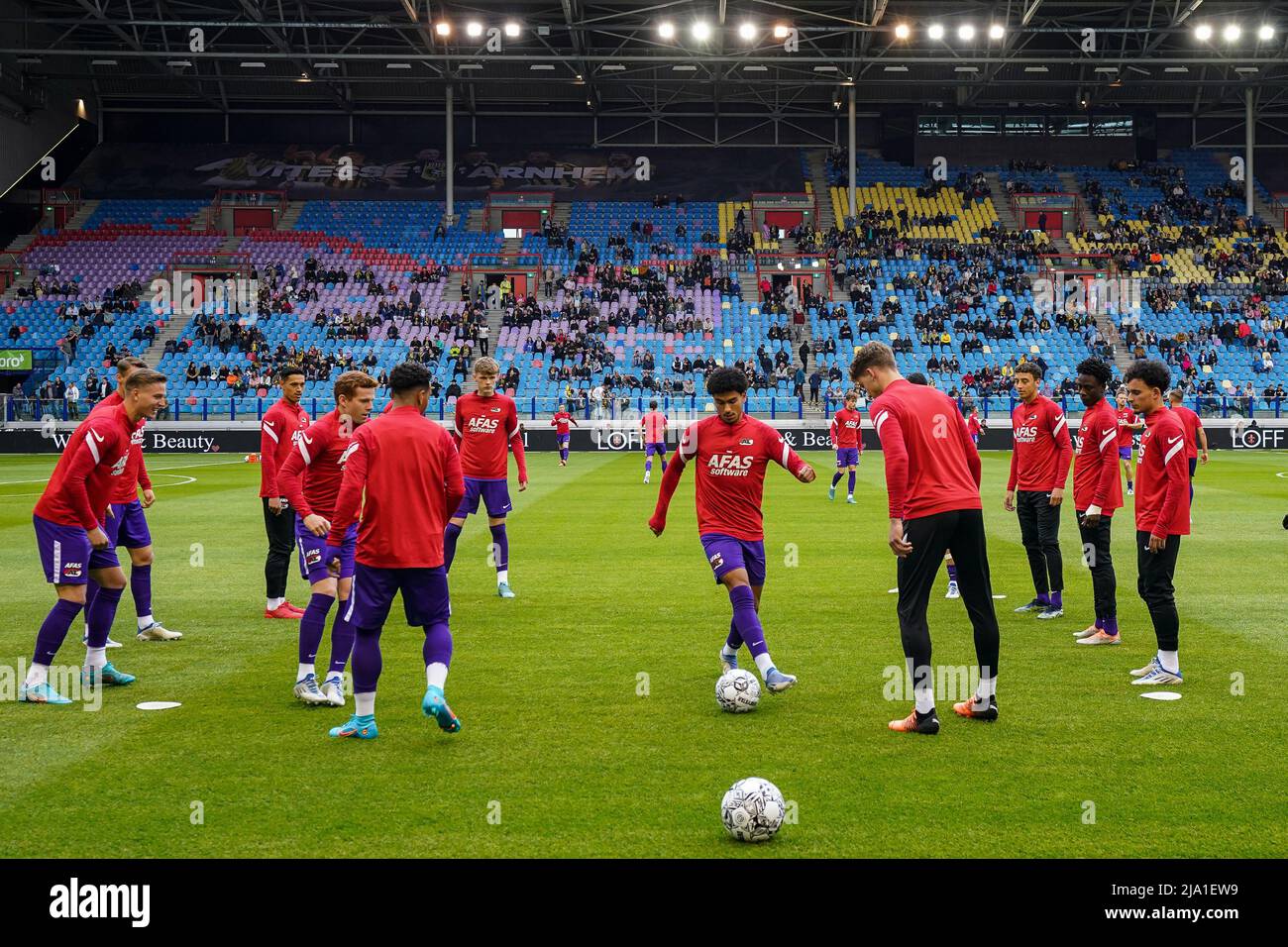 ARNHEM - Spieler von AZ während des Finalspiels der niederländischen Eredivisie zwischen Vitesse und AZ beim Gelredome am 26. Mai 2022 in Arnhem, Niederlande. ANP ED DER POL Stockfoto