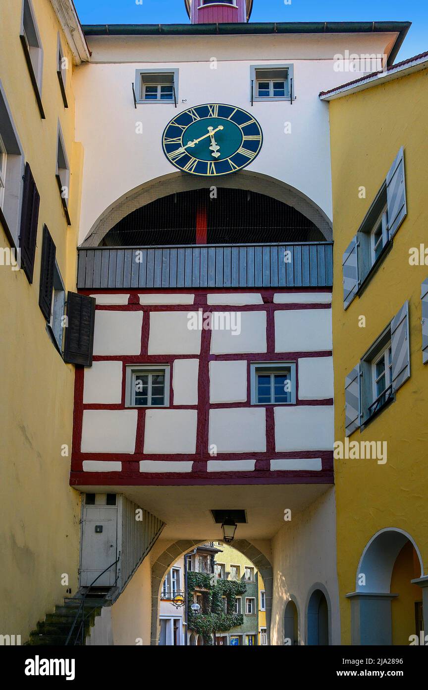 Unterstadttor mit Uhr, Meersburg, Bodensee, Baden-Württemberg, Deutschland Stockfoto