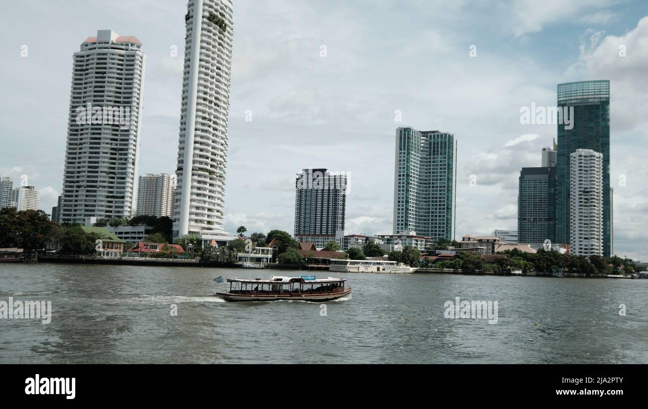 Chao Phraya River aka the River of Kings aka Mae Nam Chao Phraya Bangkok Thailand Stockfoto
