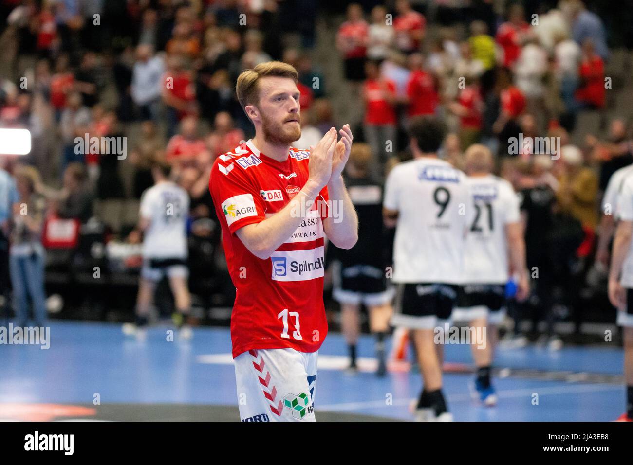 Aalborg, Dänemark. 25., Mai 2022. Kristian Bjornsen (19) von Aalborg Handball nach dem dänischen HTH Herreliga-Spiel zwischen Aalborg Handball und Bjerringbro-Silkeborg Handball in der Jutlander Bank Arena in Aalborg. (Foto: Gonzales Photo - Balazs Popal). Stockfoto