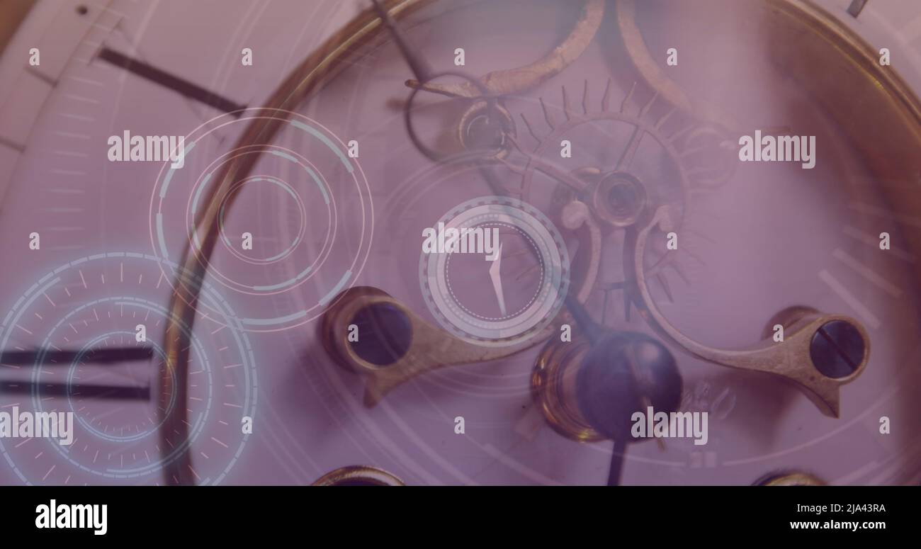 Bild des Clock-Over-Clock-Mechanismus Stockfoto