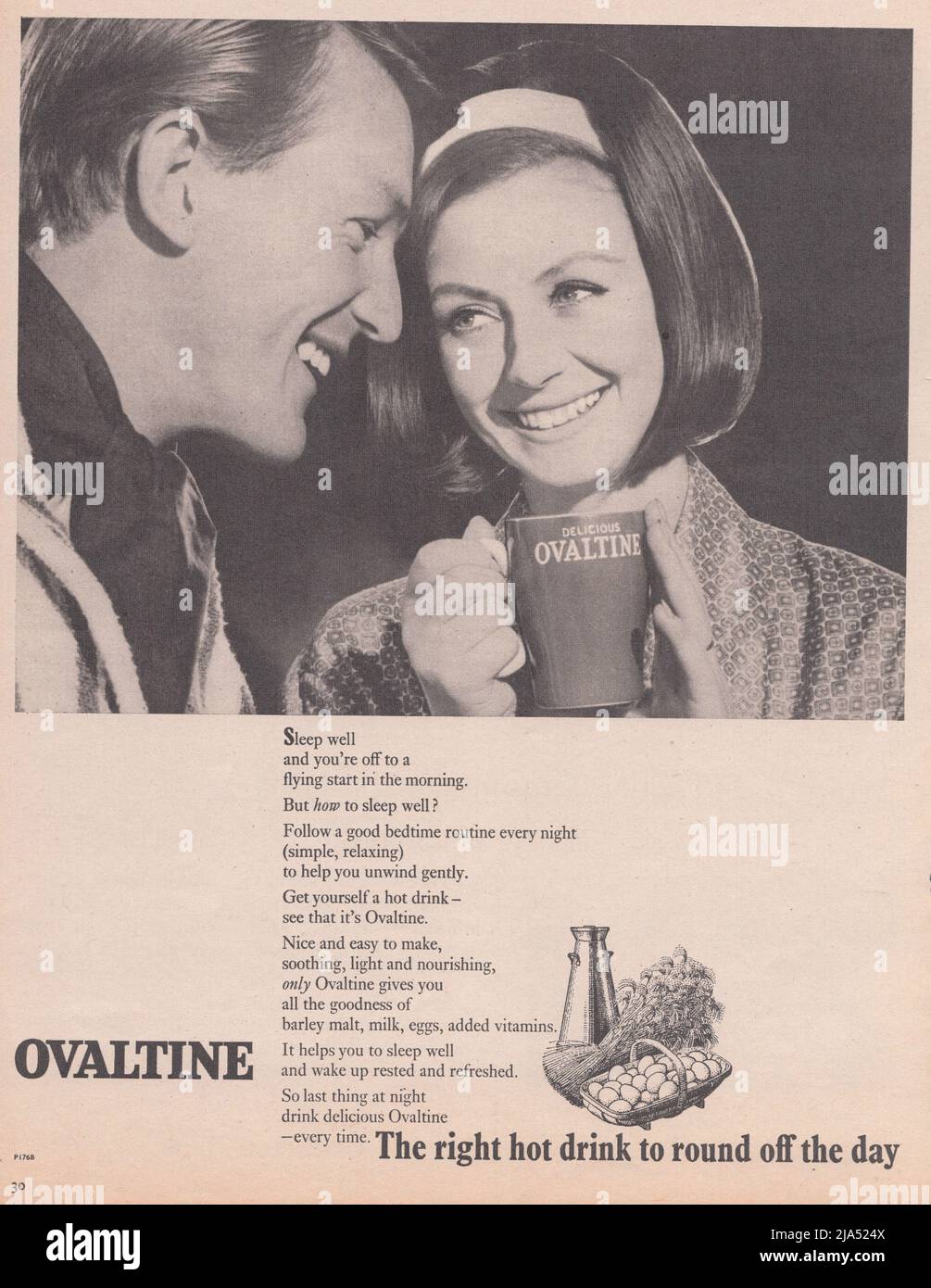 Ovaltine trinken Ovaltine für gesunde glückliche Familien glückliches Paar trinken Ovaltine vintage Werbung Werbung Papier ad 1960s Stockfoto