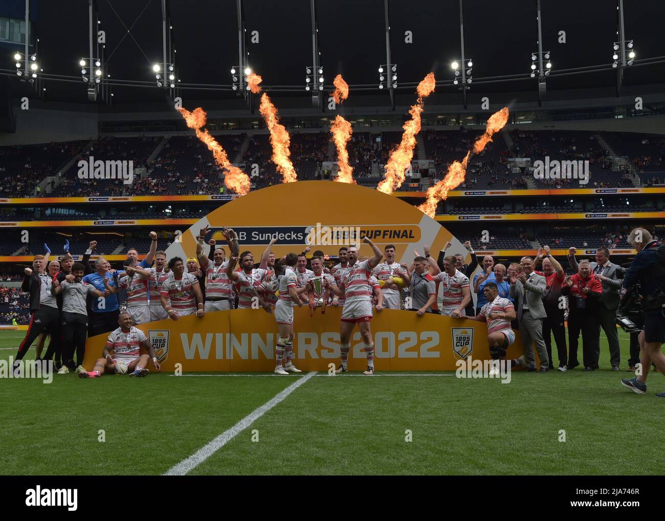 Leigh erhält Pokalfinale 1895 Cup2022 1895: Featherstone Rovers V Leigh Centurions Ort: Tottenham Hotspur Stadium, England Datum: Samstag, 28. Mai Kick-off: 12:00 BST Stockfoto