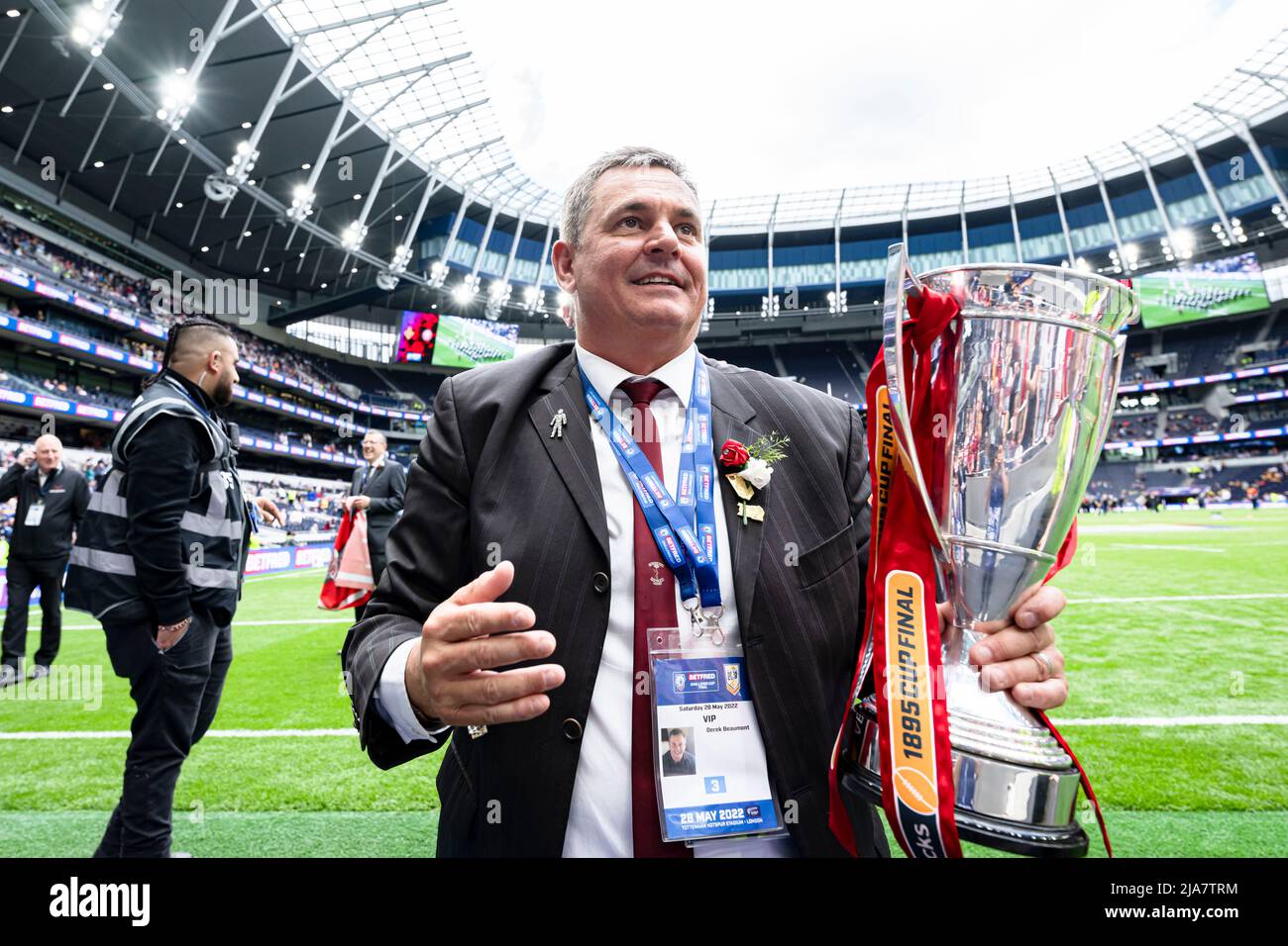 LONDON, GROSSBRITANNIEN. 28., Mai 2022. Derek Beaumont - Besitzer von ab Sonnendecks während des ab Sonnendecks 2022 Cup Finales 1895 - Featherstone Rovers vs Leigh Centurions im Tottenham Hotspur Stadium am Samstag, den 28. Mai 2022. LONDON, ENGLAND. Kredit: Taka G Wu/Alamy Live Nachrichten Stockfoto
