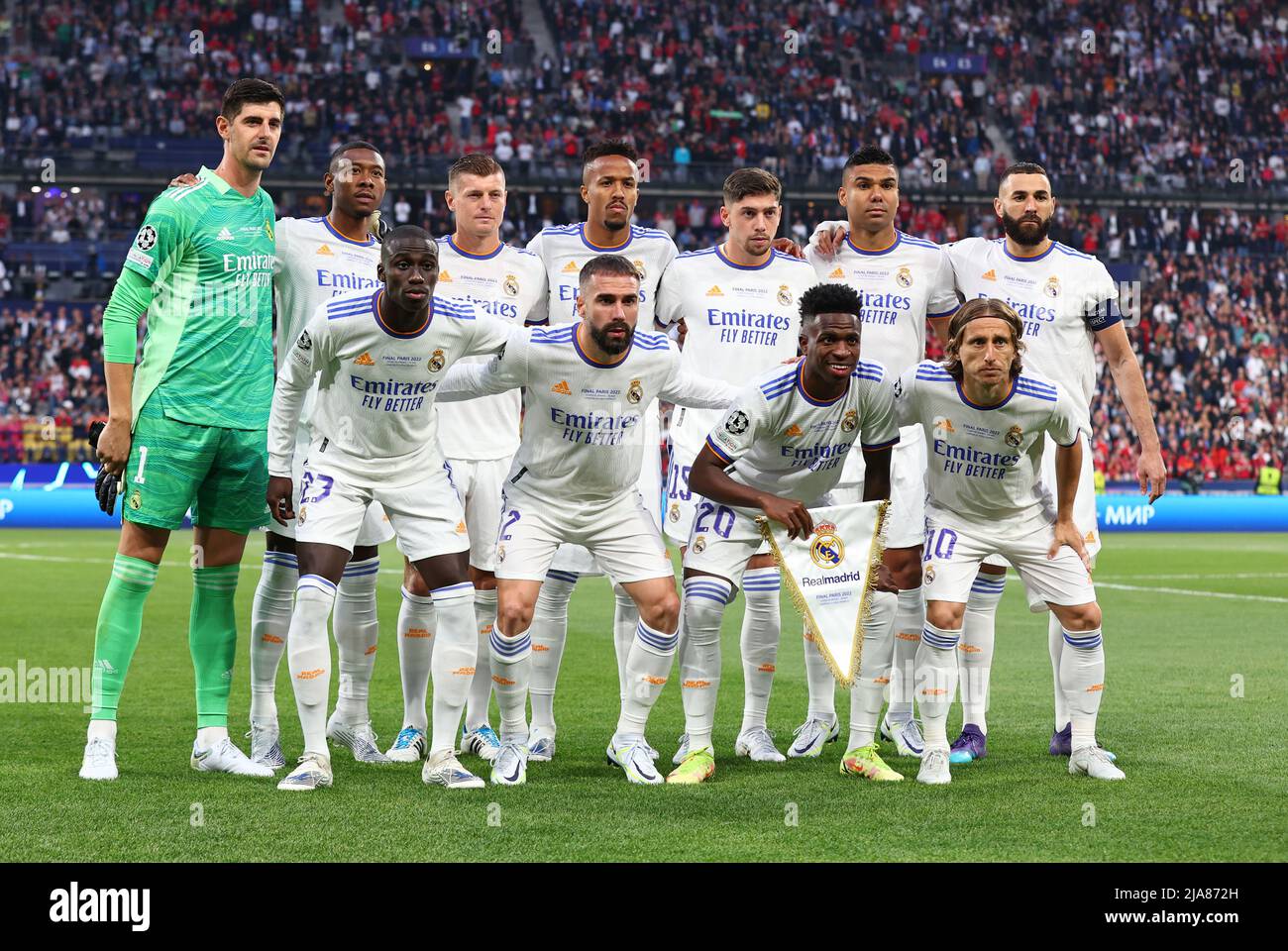 Paris, Frankreich, 28.. Mai 2022. Das Real Madrid-Team posiert für ein Teamfoto vor dem UEFA Champions League-Spiel im Stade de France, Paris. Bildnachweis sollte lauten: David Klein / Sportimage Kredit: Sportimage/Alamy Live News Stockfoto