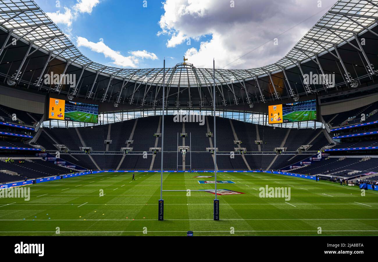 LONDON, GROSSBRITANNIEN. 28., Mai 2022. Ein Überblick über das Tottenham Hotspur Stadion während des ab Sundecks 1895 Cup Finales 2022 - Featherstone Rovers vs Leigh Centurions im Tottenham Hotspur Stadium am Samstag, 28. Mai 2022. LONDON, ENGLAND. Kredit: Taka G Wu/Alamy Live Nachrichten Stockfoto