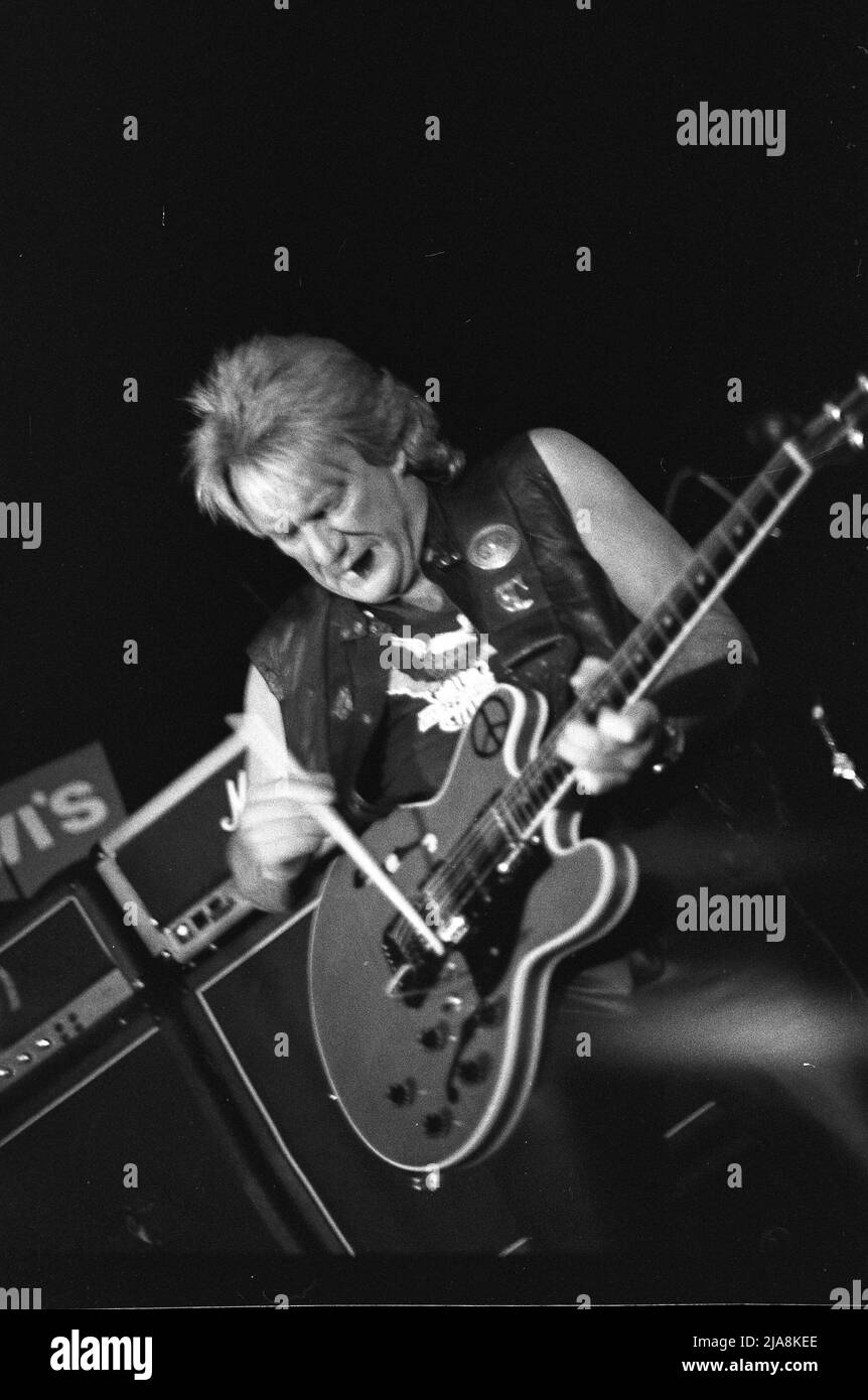 Alvin Lee (geboren Graham Anthony Barnes; 19. Dezember 1944 C 6. März 2013) war ein englischer Sänger und Gitarrist, am besten bekannt als der Leadsänger und Leadgitarrist der Blues-Rock-Band Ten Years After,Foto Kazimierz Jurewicz Stockfoto