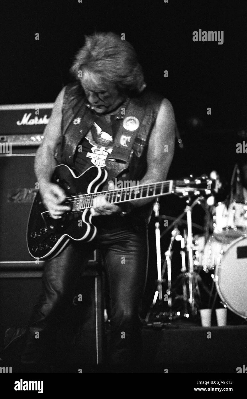 Alvin Lee (geboren Graham Anthony Barnes; 19. Dezember 1944 C 6. März 2013) war ein englischer Sänger und Gitarrist, am besten bekannt als der Leadsänger und Leadgitarrist der Blues-Rock-Band Ten Years After,Foto Kazimierz Jurewicz Stockfoto