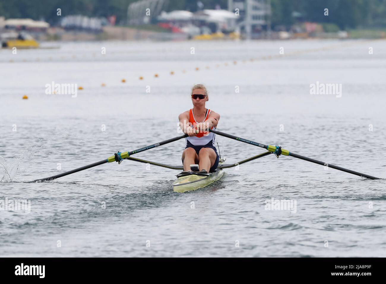 BELGRAD, SERBIEN - 28. MAI: Lisa Scheenaard aus den Niederlanden nimmt am Halbfinale A/B 1 während des Ruder-Weltcups am Sava-See am 28. Mai 2022 in Belgrad, Serbien, Teil (Foto: Nikola Krstic/Orange Picles) Stockfoto