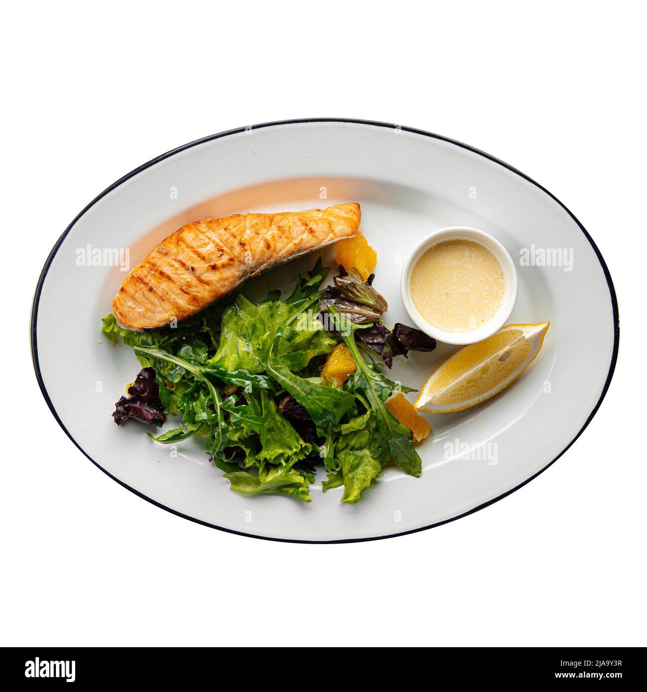 Isolierte Portion gegrilltes Lachssteak Stockfoto