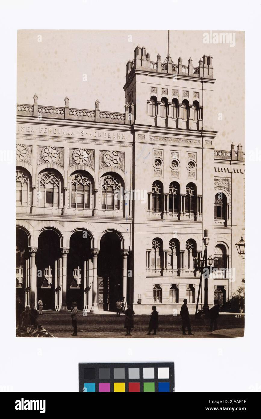 2., Nordbahnstraße 1 - Nordbahnhof - Haupteingang. August Stauda (1861-1928), Fotograf Stockfoto