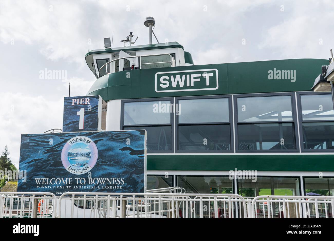 Das Kreuzschiff Swift wurde in Bowness auf dem Lake Windermere, Cumbria, Großbritannien geboren. Aufgenommen am 23.. Mai 2022. Stockfoto