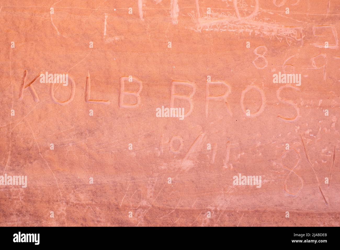 Historische Inschrift von Kolb Bros am Bowknot Bend im Labyrinth Canyon, Utah. Stockfoto