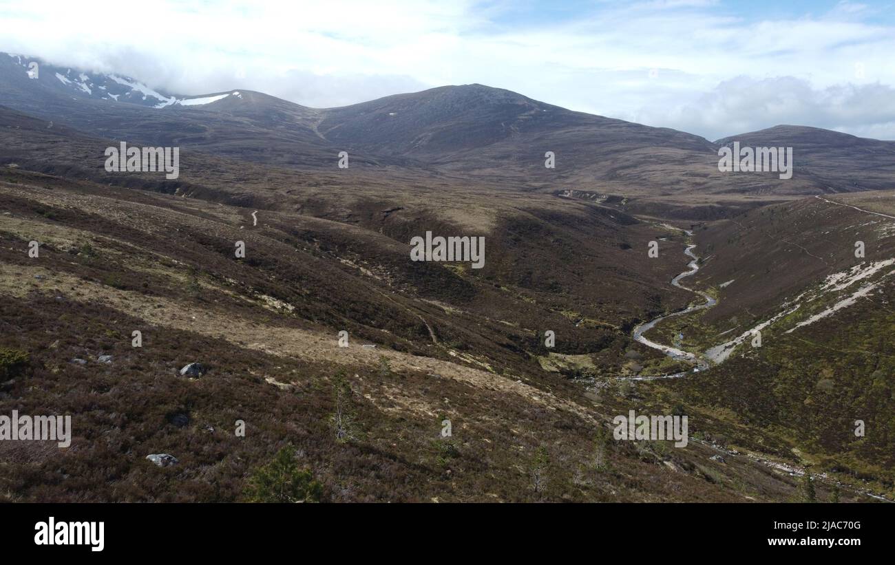 Luftaufnahme des Cairngorms National Park an den Hängen des Cairn Gorm in den schottischen Highlands Stockfoto