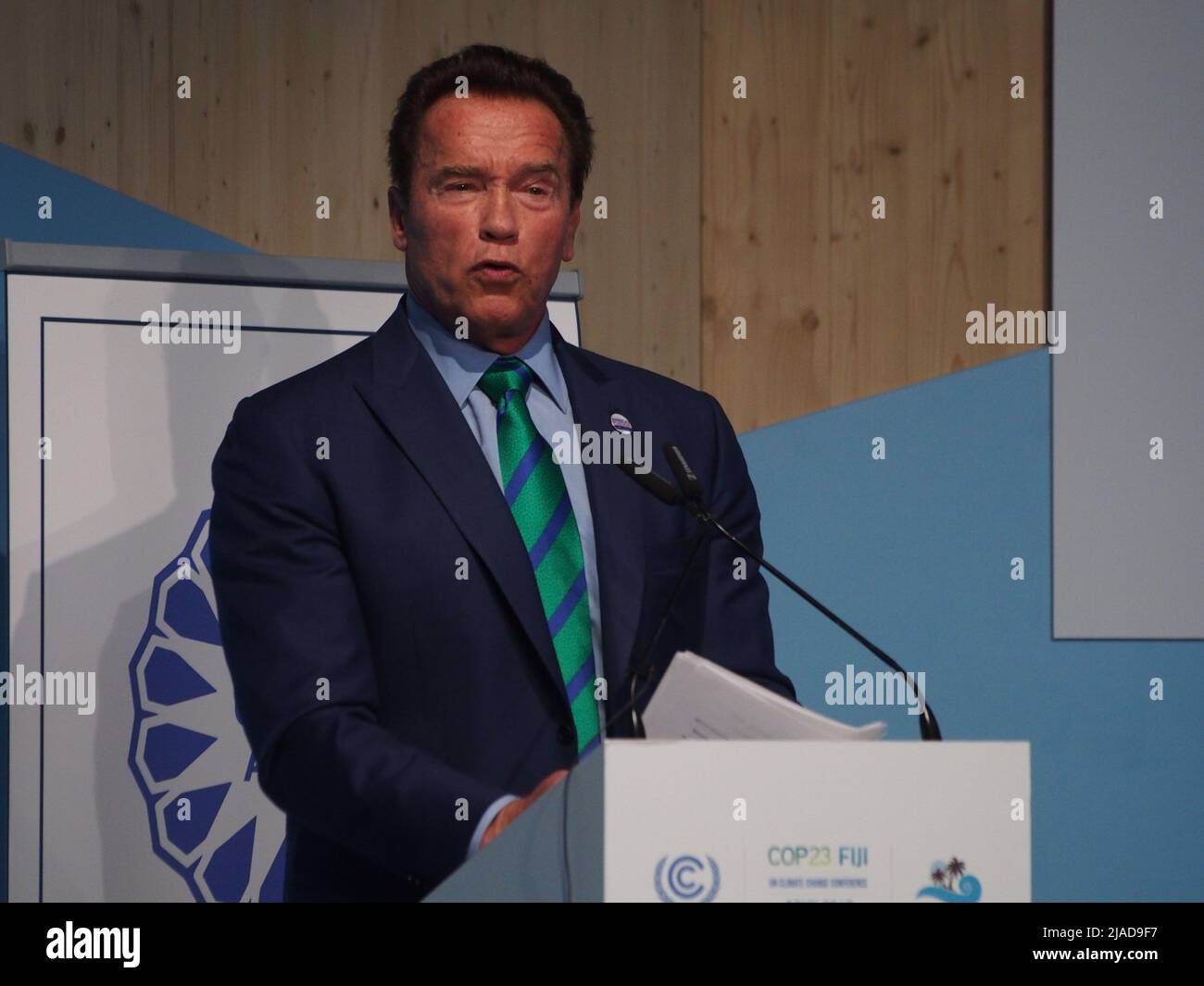 Arnold Schwarzenegger hält eine Rede im Rahmen der Gesundheitsmaßnahmen zur Umsetzung des Pariser Abkommens auf der Klimarahmenkonvention der Vereinten Nationen - UNFCCC - COP23 Stockfoto
