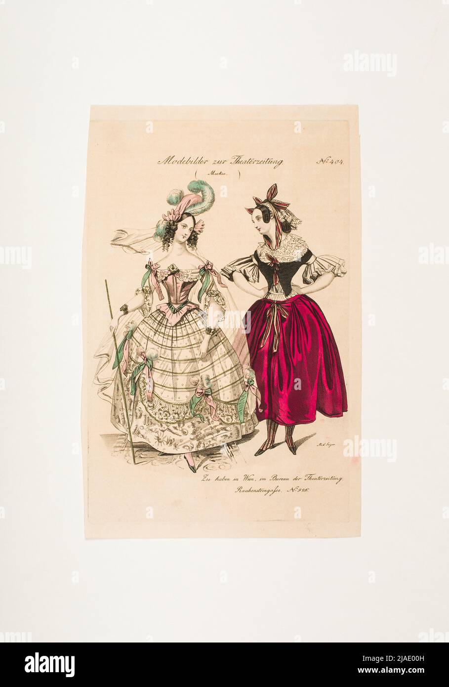 Modebild: Zwei Figuren, weibliche Maskenkostüme. Unbekannt Stockfoto