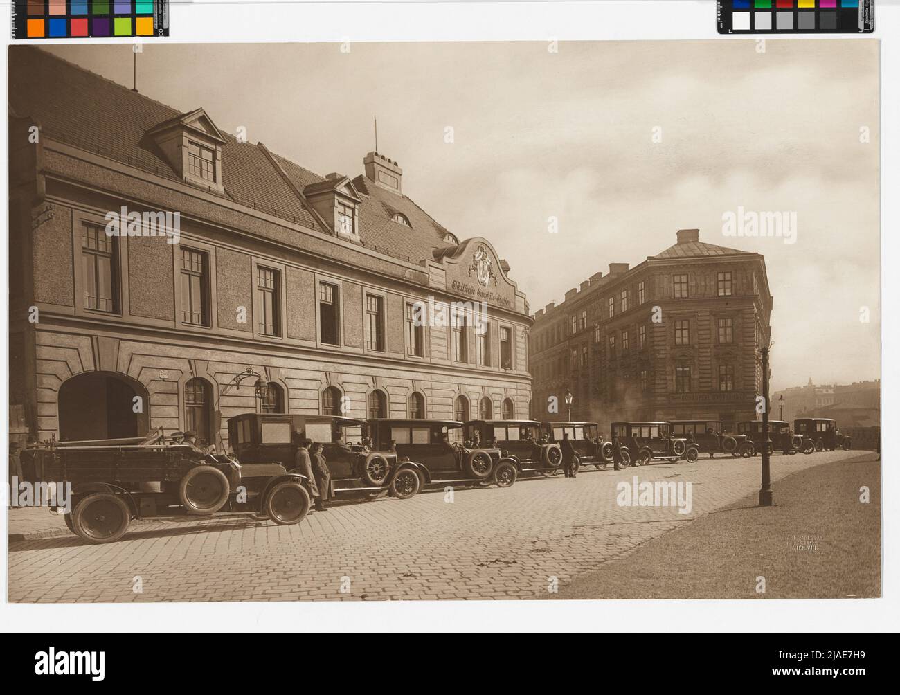 15., Pillergasse 24 / Linke Wienzeile 268 - Städtische Arztstation. Carl (Karl) Zapletal (1876-1941), Fotograf Stockfoto