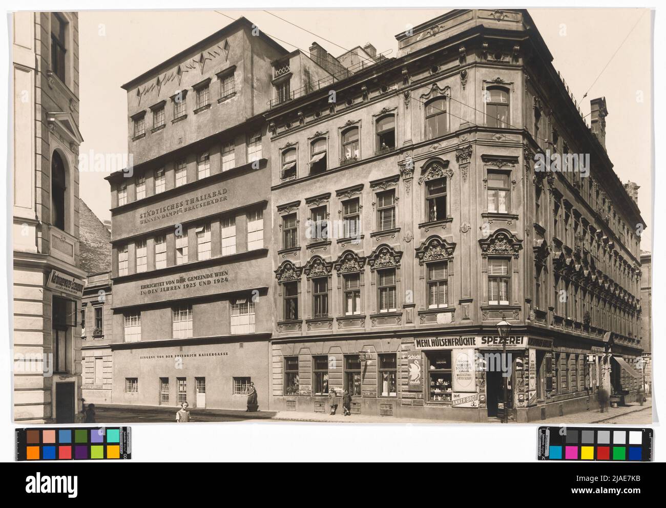 16., Bachgasse 10-12 - Urban Thaliabad. Martin Gerlach jun. (1879-1944), Fotograf Stockfoto