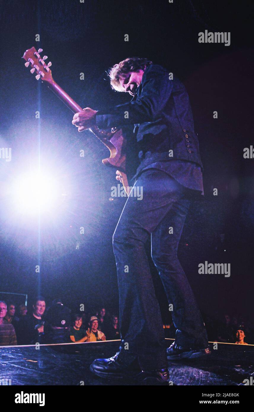 28. Mai 2022 - der amerikanische Musiker, Sänger und Songwriter (Creedence Clearwater Revival) John Fogerty wird 77 Jahre alt. Datei Foto: John Fogerty (2009) im Copps Coliseum, Hamilton, Ontario, Kanada. (Bild: © Brent Perniac/AdMedia über ZUMA Press Wire) Stockfoto