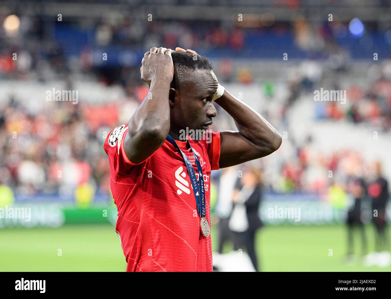Sadio MANE (LFC) enttäuscht nach der Preisverleihung Soccer Champions League Finale 2022, Liverpool FC (LFC) - Real Madrid (Real) 0: 1, am 28.. Mai 2022 in Paris/Frankreich. Â Stockfoto
