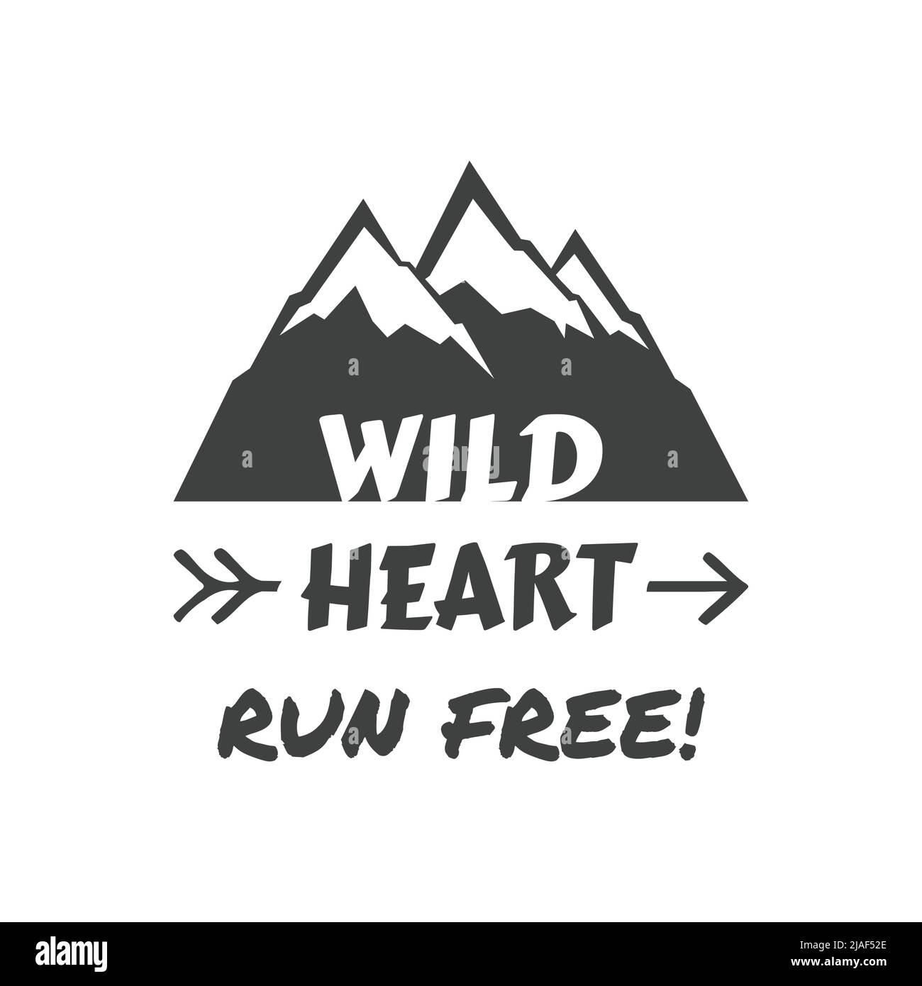 Wildes Herz mit Berghügeln Illustration. Schriftzug „Hiking Phrase“ für Outdoor-Liebhaber. Stock Vektor