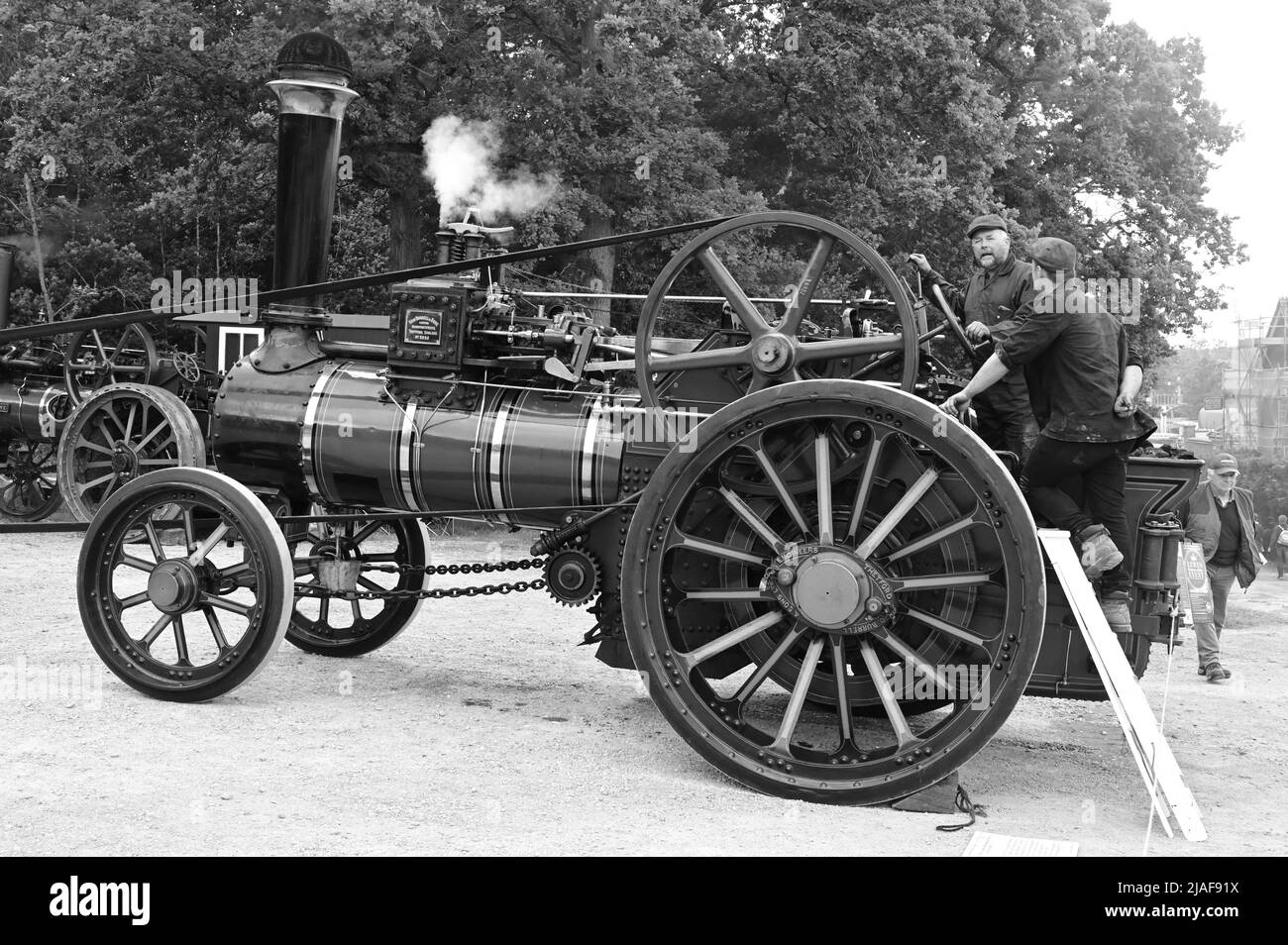 Horsted Keynes, West Sussex, Großbritannien-Mai 29 2022: Ein Traktionsmotor läuft am Bahnhof Horsted Keynes. Stockfoto
