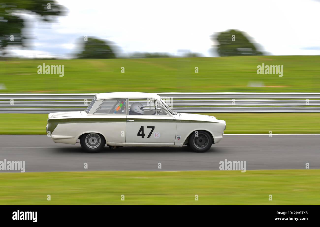 BARC CLUB CAR CHAMPIONSHIPS - OULTON PARK der British Automobile Racing Club kehrt an diesem Wochenende zu einem vollen Renntag nach Oulton Park zurück Stockfoto