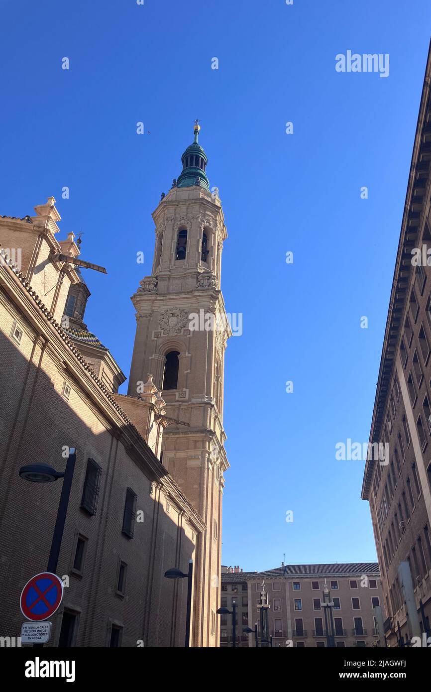 Kathedrale-Basilika unserer Lieben Frau von der Säule in Zaragoza, Spanien Stockfoto