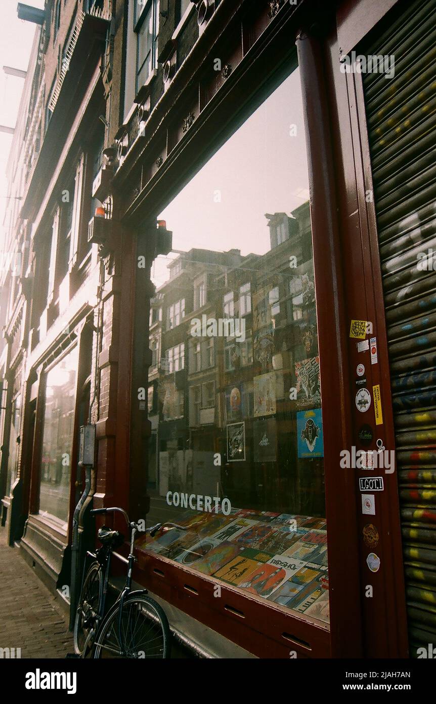 Niederlande - Amsterdam Straße analoges Foto Stockfoto