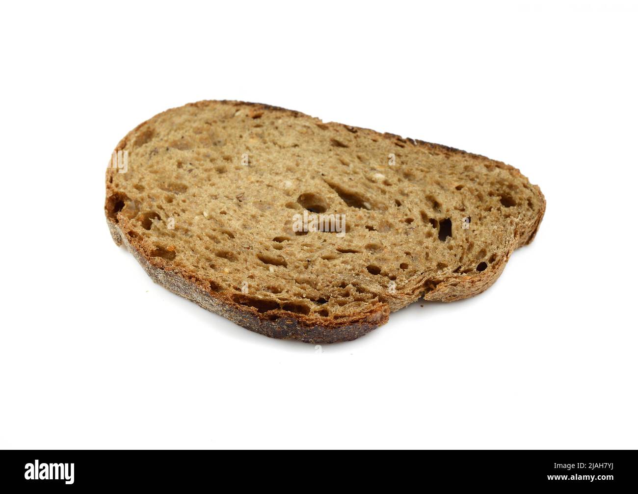 Scheibe gesundes Brot isoliert auf weißem Hintergrund. Scheibe Vollkornbrot isoliert auf weißem Hintergrund Stockfoto