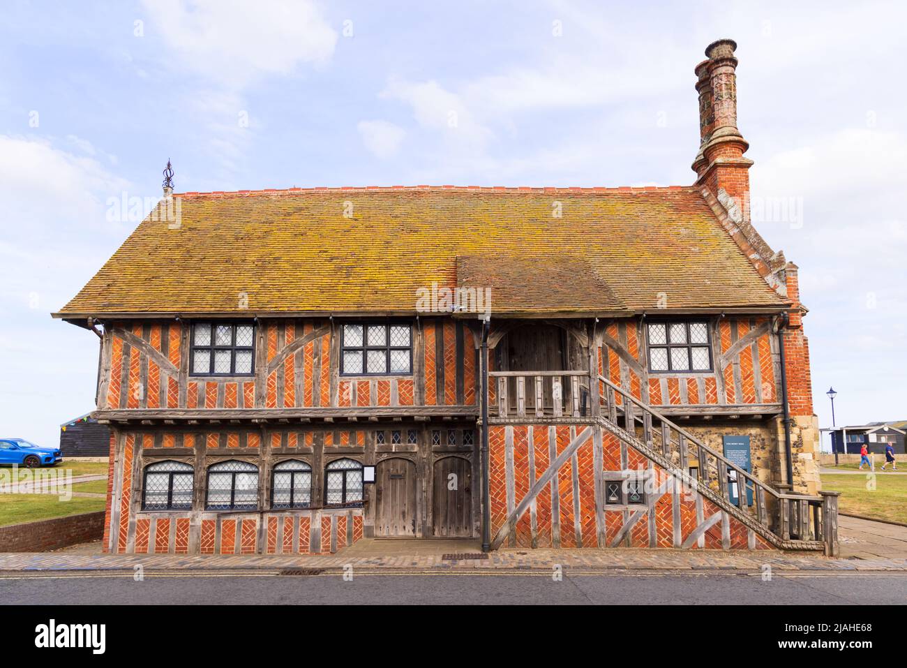 Außenansicht des Tudor Fachwerkgebäudes, der Moot Hall und des Aldeburgh Museum, Suffolk. VEREINIGTES KÖNIGREICH Stockfoto