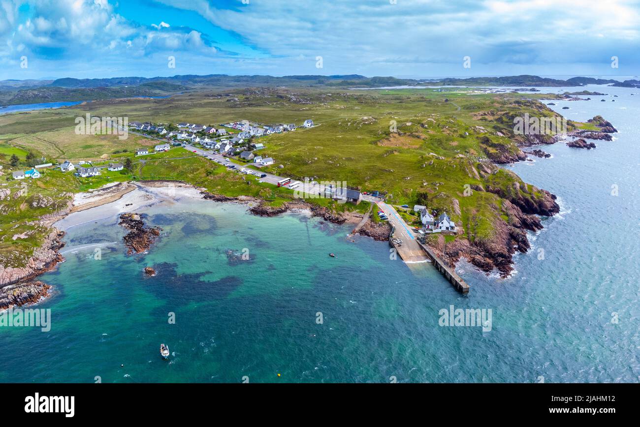 Luftaufnahme von der Drohne des Dorfes Fionnphort auf der Isle of Mull, Argyll and Bute, Schottland, Großbritannien Stockfoto