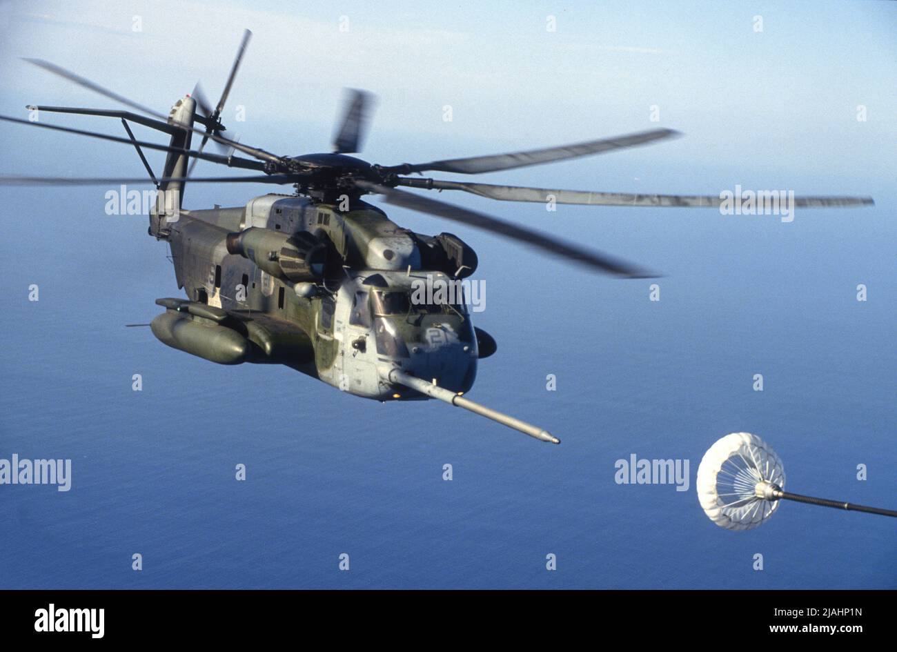 USMC CH53E Super Hengst Tanken im Flug Stockfoto