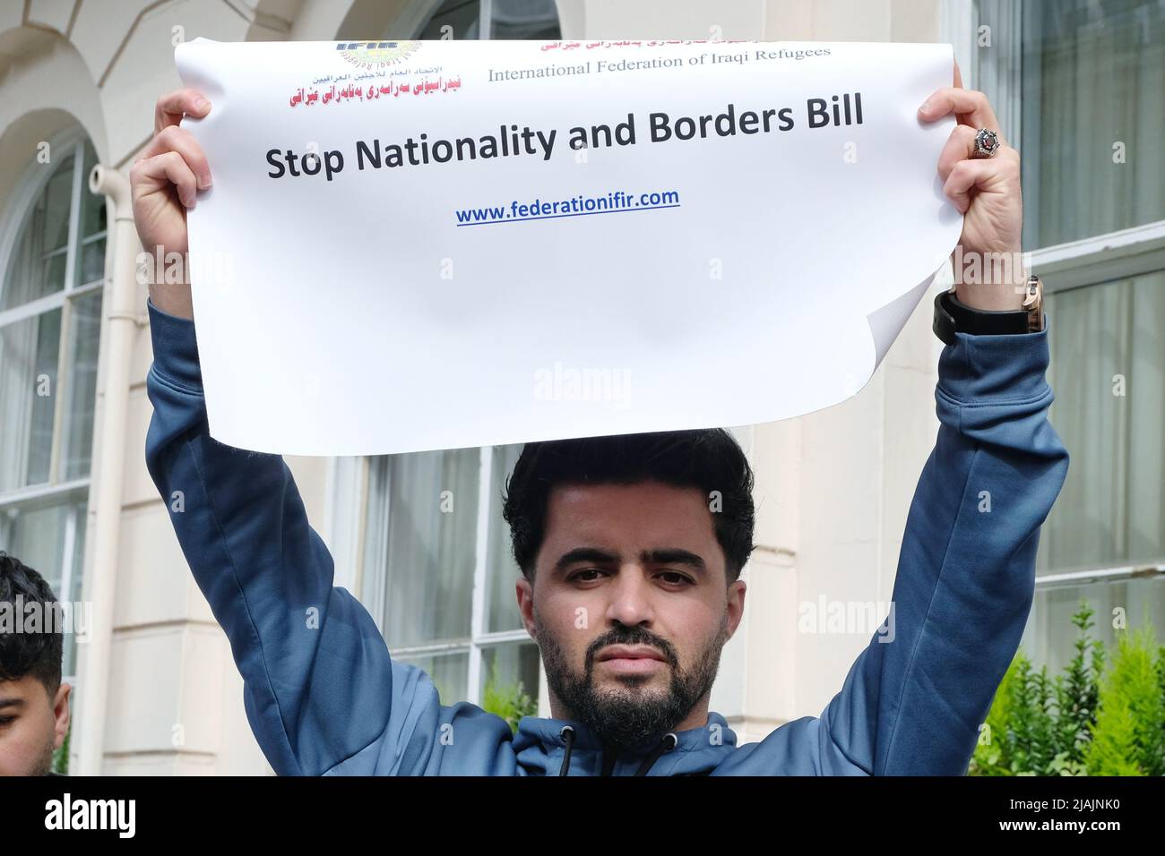 London, Großbritannien. Demonstranten gegen die erste Abschiebeflucht in den Irak seit einem Jahrzehnt versammelten sich vor den Büros der Kurdischen Regionalgouvernement Stockfoto