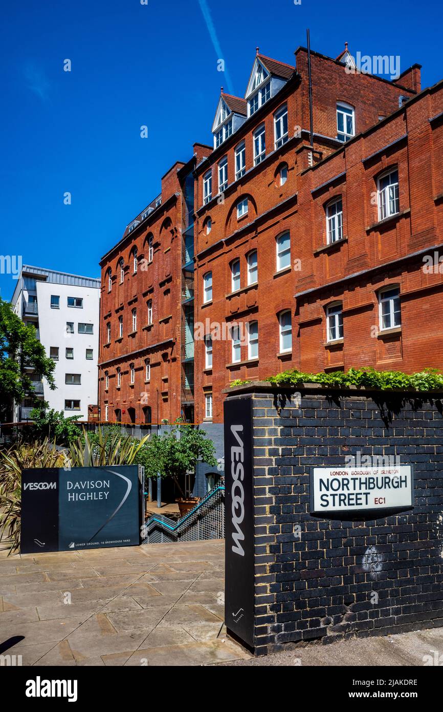 Sudhouse Yard Clerkenwell London - ehemalige viktorianische Cannon-Brauerei, die als Geschäftszentrum sanierte - BDP Architects, VESCOM, Davison Highley. Stockfoto