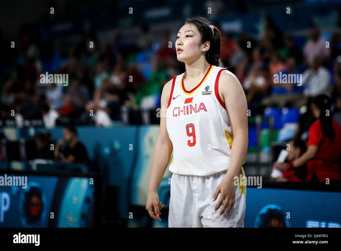 Spanien, Teneriffa, 26. September 2018: Die chinesische Basketballspielerin Li Meng während der Basketball-Weltmeisterschaft der Frauen in Spanien. Stockfoto