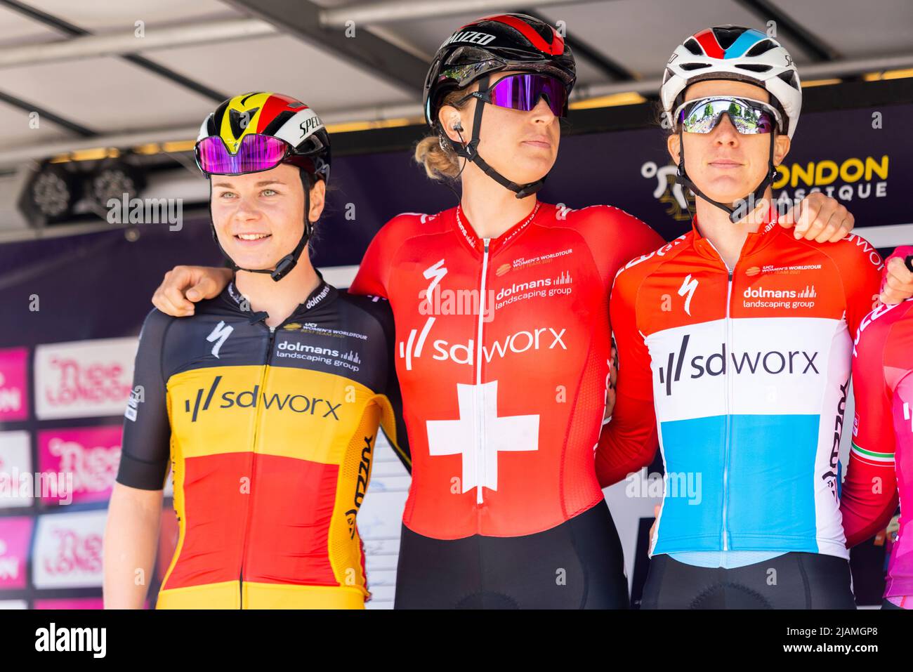 Lotte Kopecky, Marlen Reusser, Christine Majerus Radfahrerin des Teams SD Worx beim RideLondon Classique 2022 Elite-Damenrad-Rennen in Maldon, Essex Stockfoto