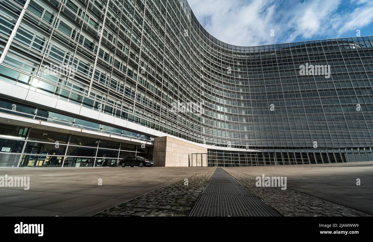 Brussels European District, Brussels Capital Region - Belgien - 02 17 2020 Blick über das kreuzförmige Berlaymont-Gebäude Stockfoto
