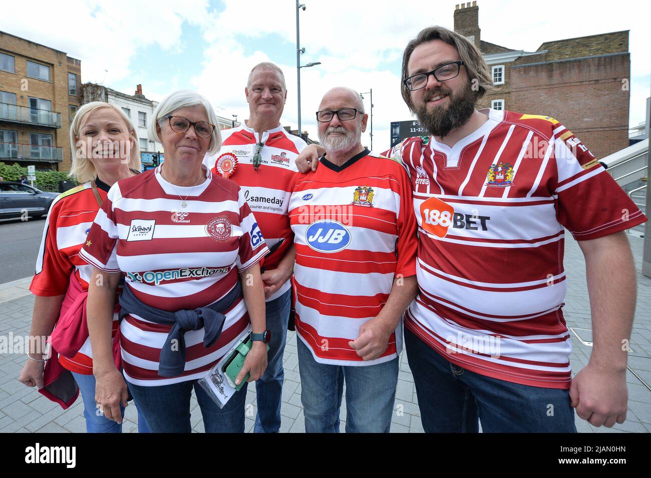 London, England - 28.. Mai 2022 - Fans von Wigan Warriors. Rugby League Betfred Challenge Cup Final Huddersfield Giants vs Wigan Warriors im Totenham Hotspur Stadium, London, Großbritannien Dean Williams Stockfoto