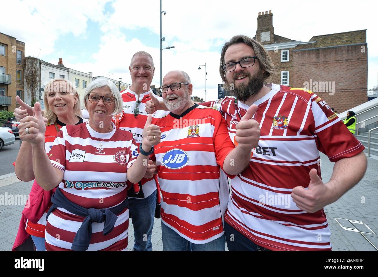 London, England - 28.. Mai 2022 - Fans von Wigan Warriors. Rugby League Betfred Challenge Cup Final Huddersfield Giants vs Wigan Warriors im Totenham Hotspur Stadium, London, Großbritannien Dean Williams Stockfoto