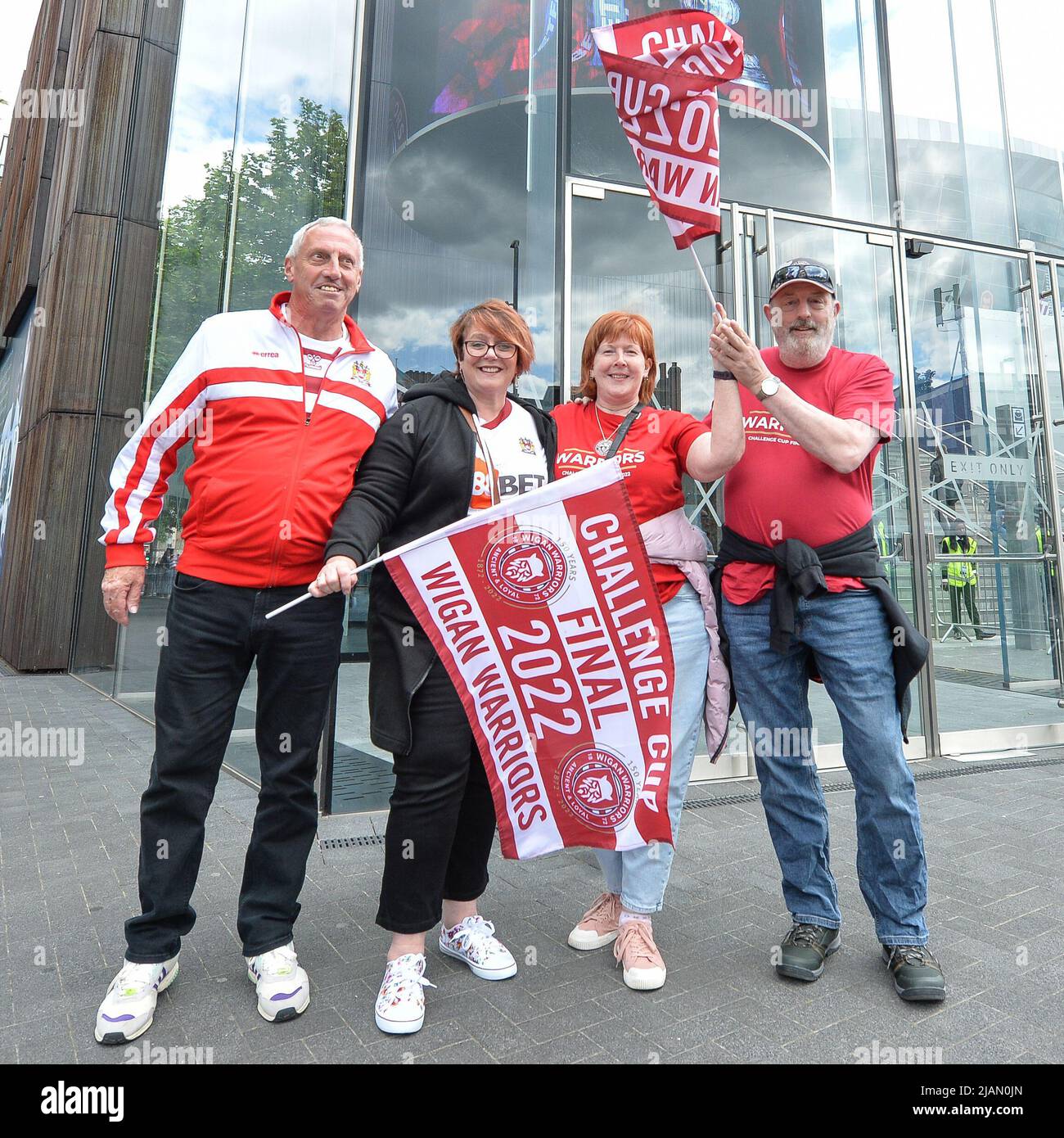 London, England - 28.. Mai 2022 - Fans von Wigan Warriors. Rugby League Betfred Challenge Cup Final Huddersfield Giants vs Wigan Warriors im Totenham Hotspur Stadium, London, Großbritannien Dean Williams Stockfoto