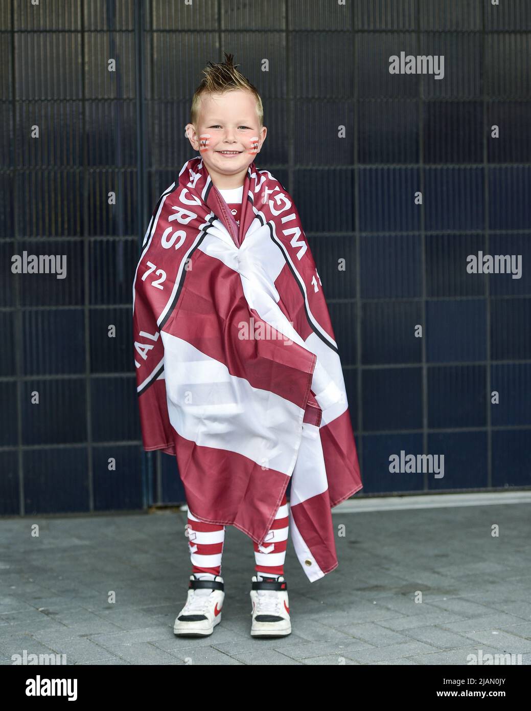 London, England - 28.. Mai 2022 - Fans von Wigan Warriors. Rugby League Betfred Challenge Cup Final Huddersfield Giants vs Wigan Warriors im Totenham Hotspur Stadium, London, Großbritannien Dean Williams Stockfoto