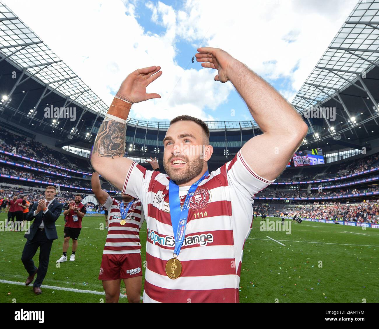 London, England - 28.. Mai 2022 - Kade Ellis von Wigan Warriors feiert. Rugby League Sundeck 1895 Cup Final Featherstone Rovers vs Leigh Centurions im Totenham Hotspur Stadium, London, UK Dean Williams Stockfoto