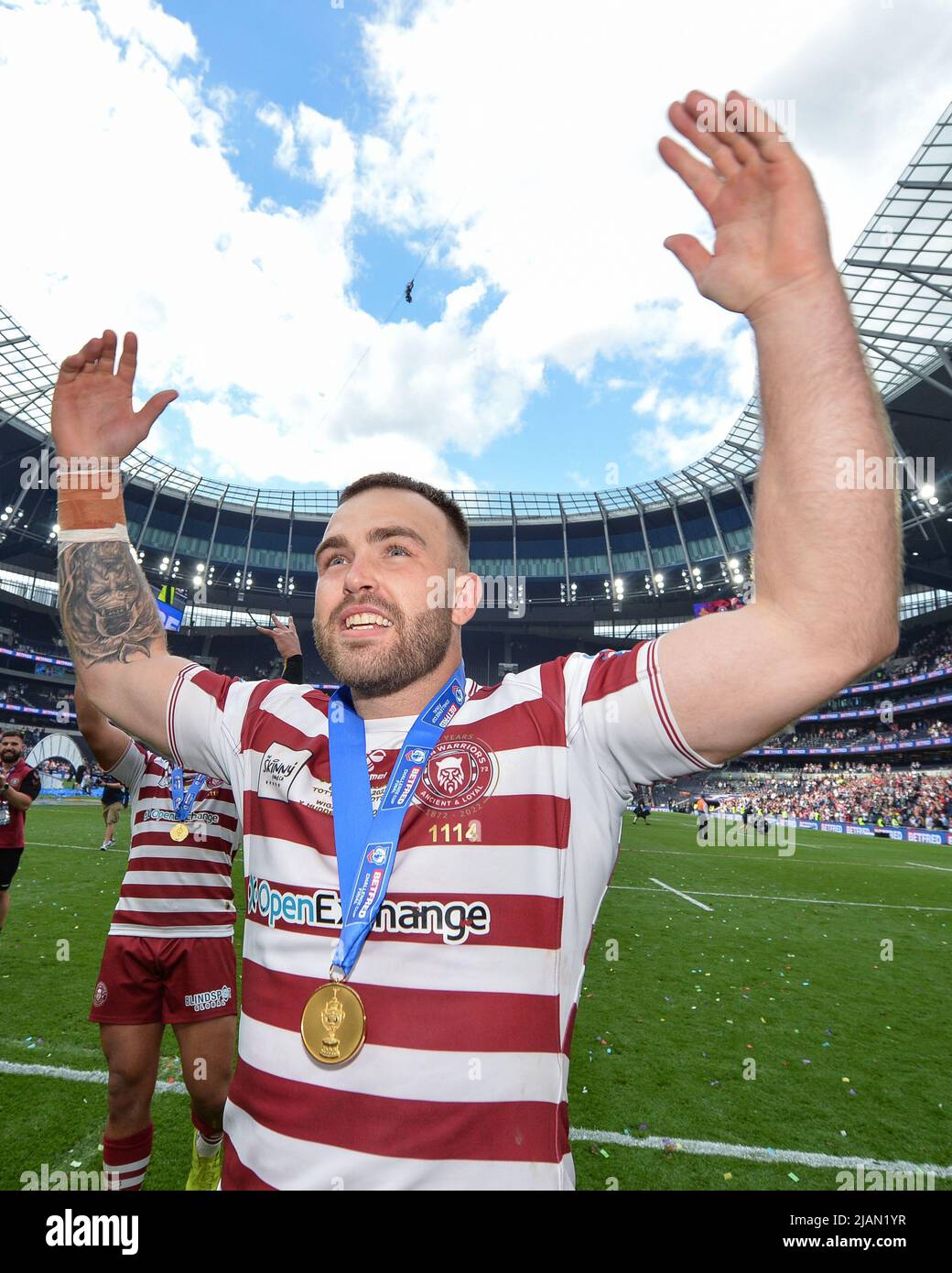 London, England - 28.. Mai 2022 - Kade Ellis von Wigan Warriors feiert. Rugby League Sundeck 1895 Cup Final Featherstone Rovers vs Leigh Centurions im Totenham Hotspur Stadium, London, UK Dean Williams Stockfoto