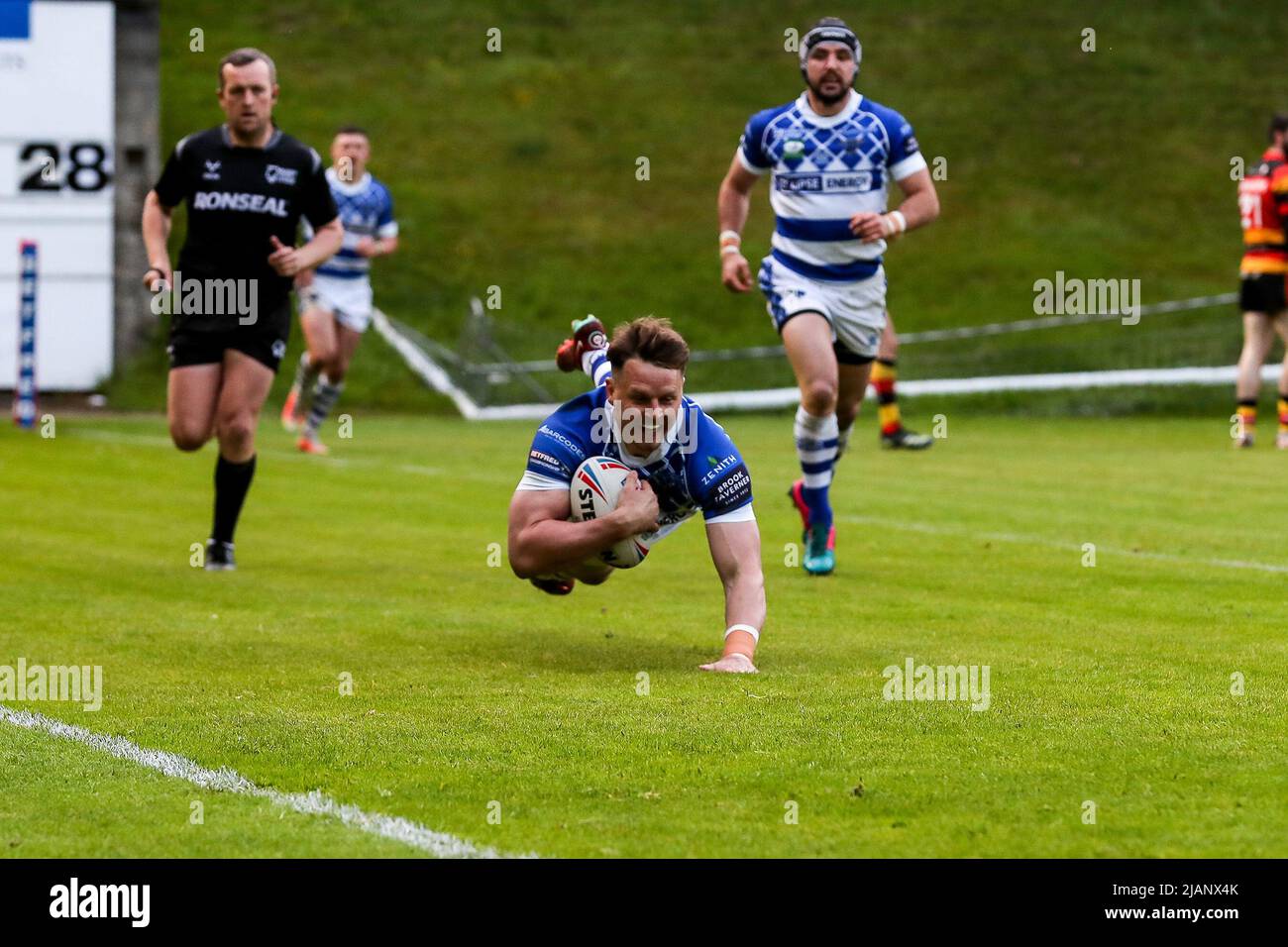 Halifax, Großbritannien. 31.. Mai 2022. Testen Sie Halifax Ed Barber während des Betfred Championship-Spiels zwischen Halifax Panthers und Dewsbury Rams am 31. Mai 2022 im Shay Stadium, Halifax, Großbritannien. Foto von Simon Hall. Nur zur redaktionellen Verwendung, Lizenz für kommerzielle Nutzung erforderlich. Keine Verwendung bei Wetten, Spielen oder Veröffentlichungen einzelner Clubs/Vereine/Spieler. Kredit: UK Sports Pics Ltd/Alamy Live Nachrichten Stockfoto