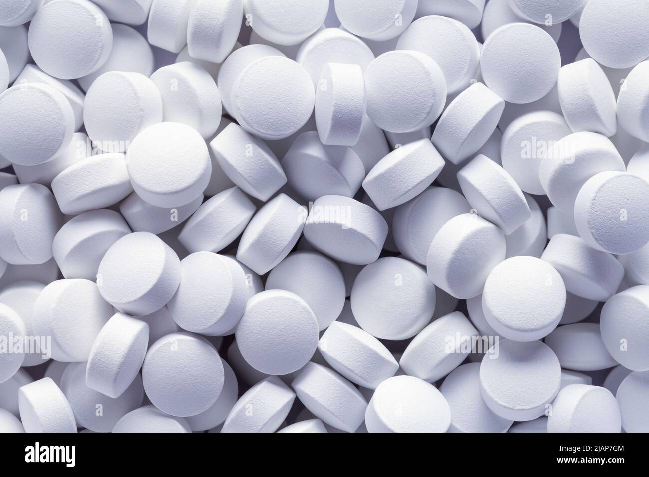Stapel von verschreibungspflichtigen Medizin Pillen Hintergrund Nahaufnahme. Stockfoto