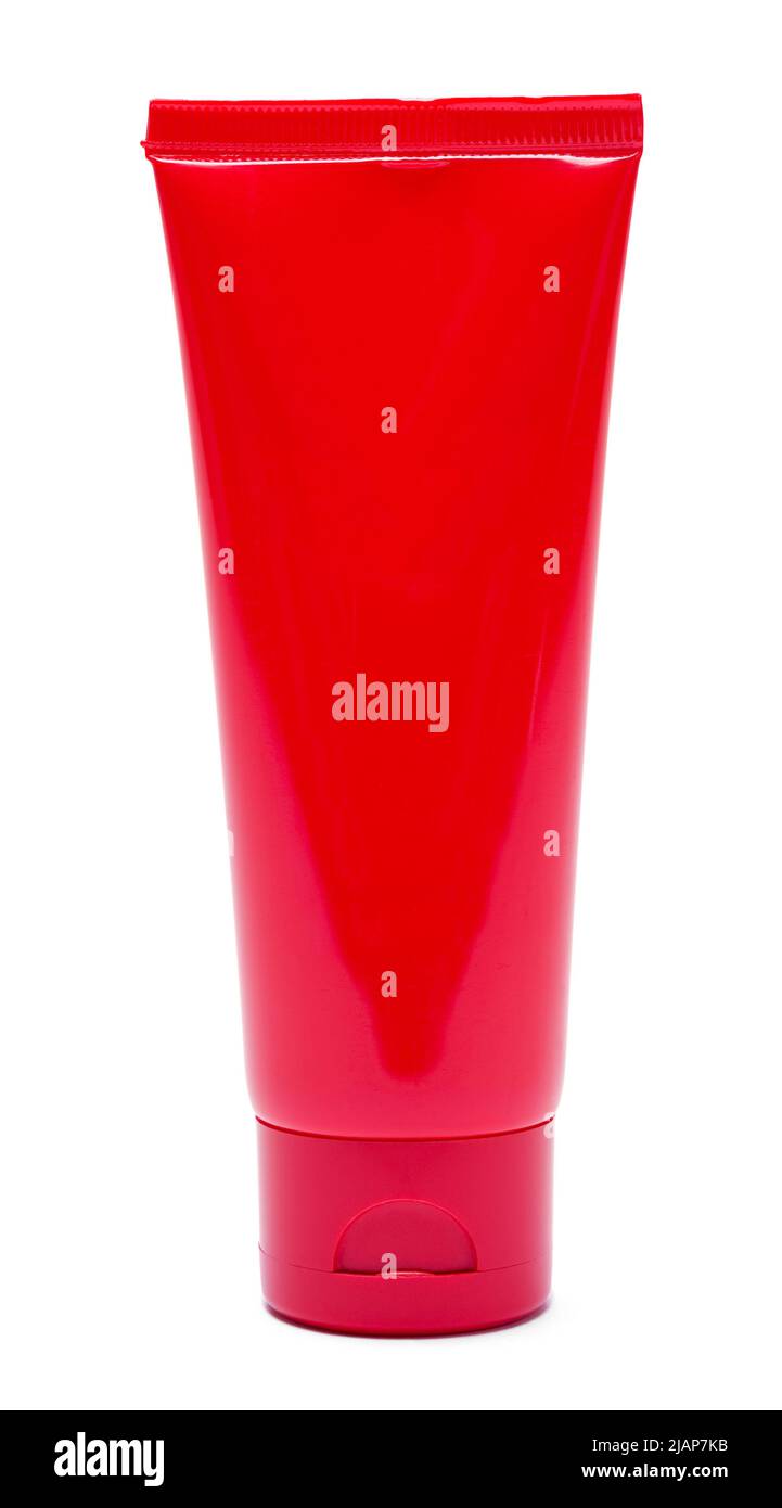 Rote Shampoo-Tube auf Weiß ausgeschnitten. Stockfoto