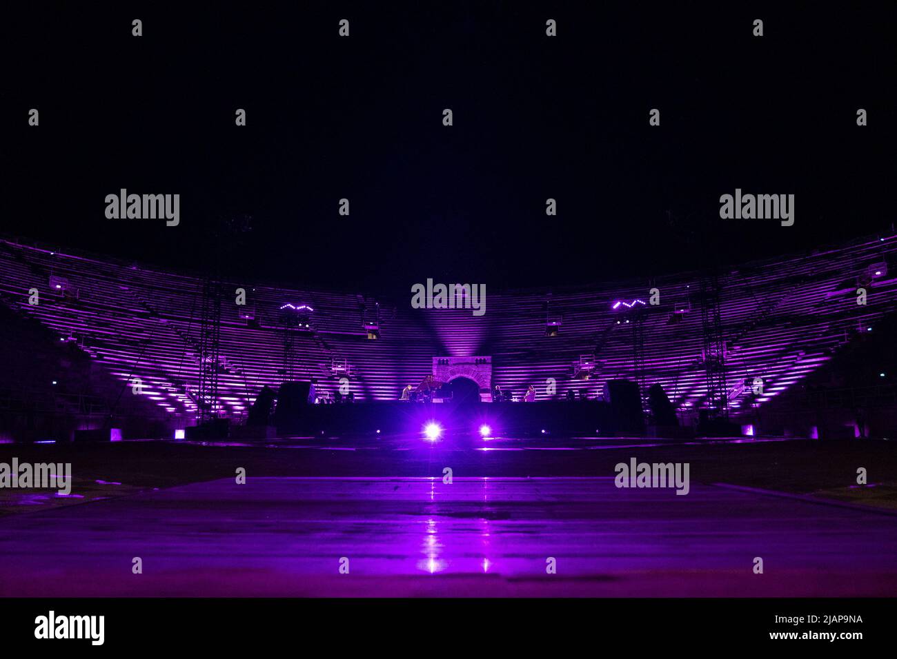 Verona, Italien 11. September 2020. Der berühmteste italienische Lyriker Mogol alias Giulio Rapetti Mogol während seines Live-Vors in der Arena di Verona. Stockfoto